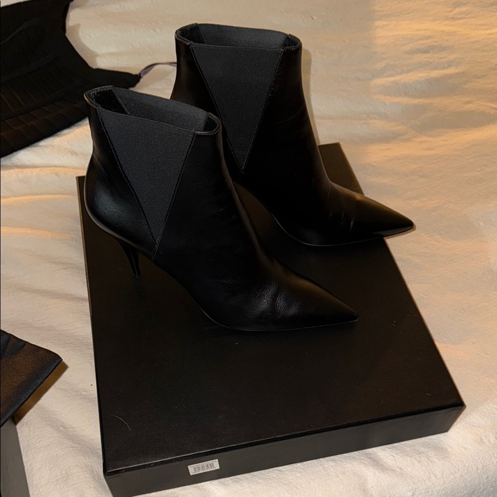 Yves Saint Laurent Black Ankle Boots with Suede Panels